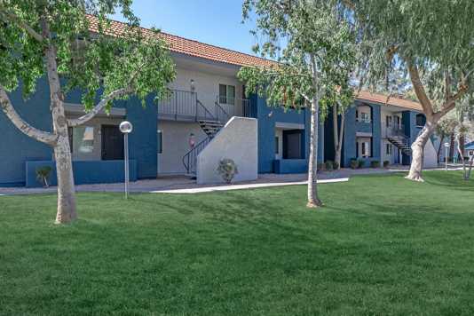 Gilbert Greens Apartments 1 of 4