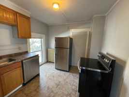 featured image of 16 Pearl St