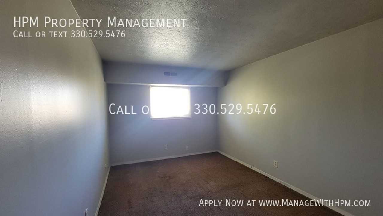 809 Silver Meadows Boulevard #304 - Photo 6 of 7