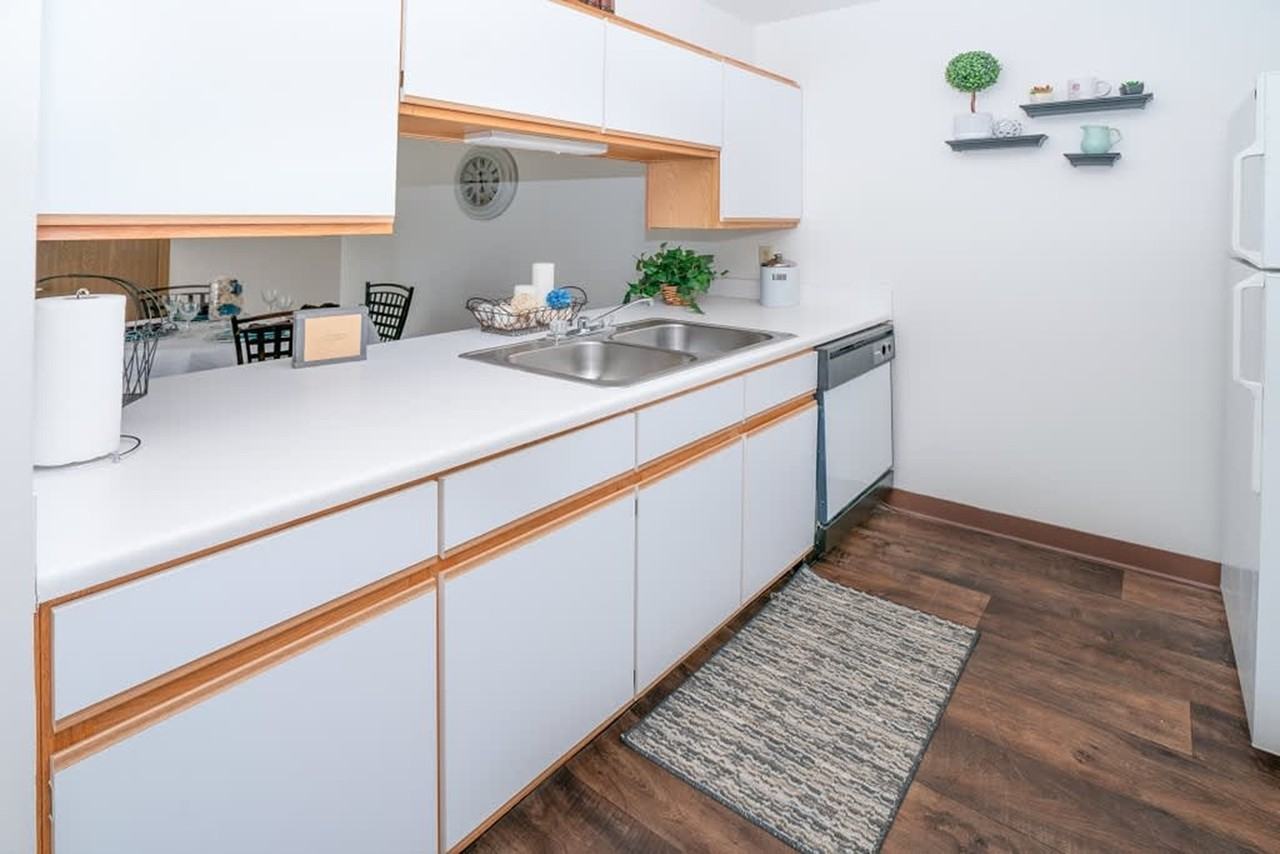 1090 E Chicago Blvd #21 - Photo 4 of 7