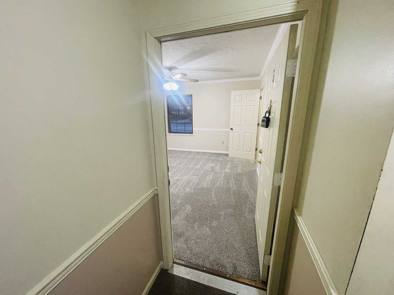 3326 Breckenridge Lane #6 - Photo 2 of 15