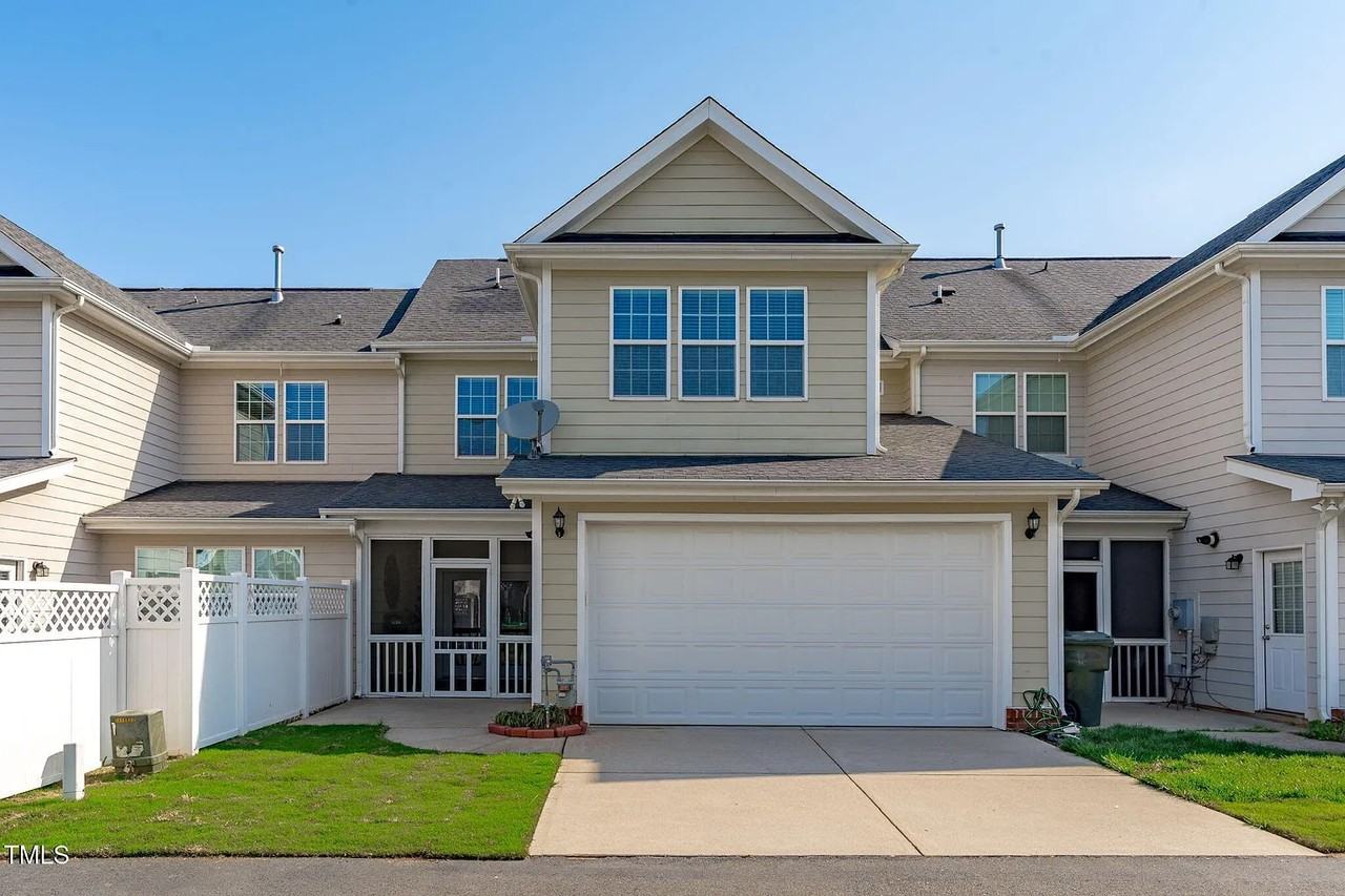 633 Democracy St #NA - Photo 2 of 18