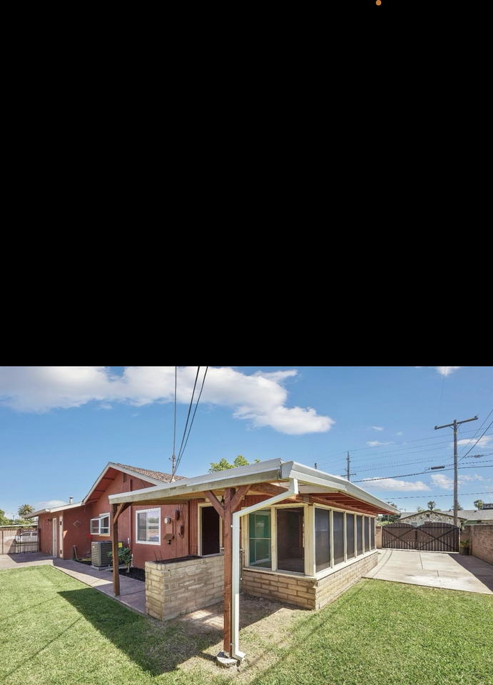 400 Sunset Dr #NA - Photo 2 of 6