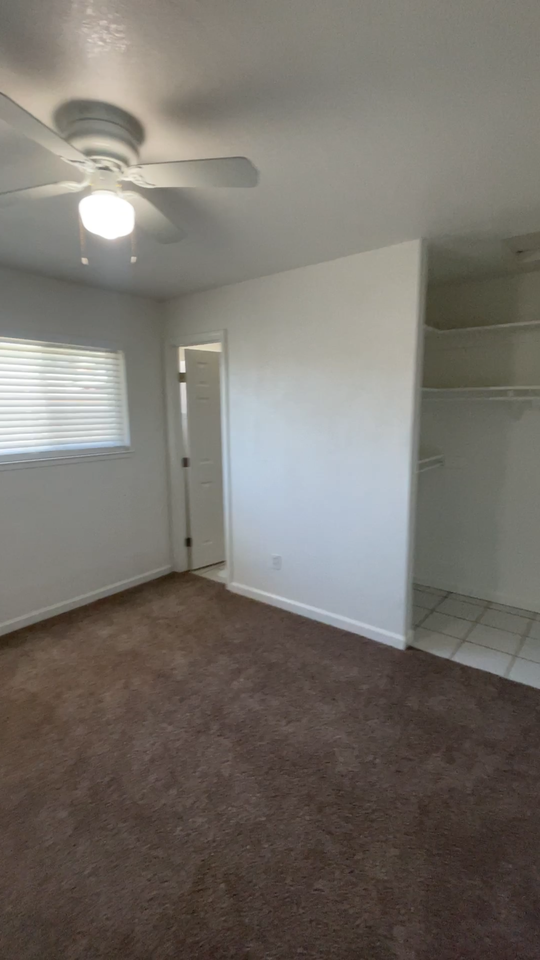 400 Sunset Dr #NA - Photo 5 of 6