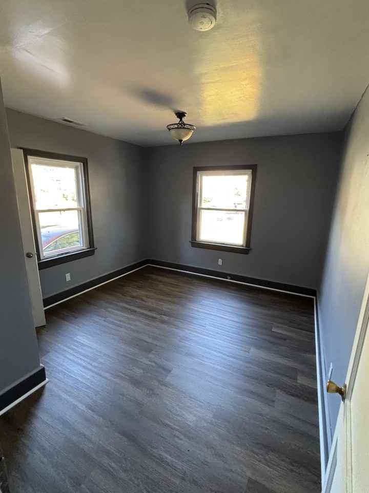 2506 E Lexington Ave #NA - Photo 3 of 7