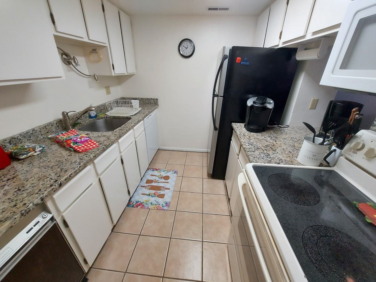 1058 Fontmore Rd #D - Photo 6 of 13