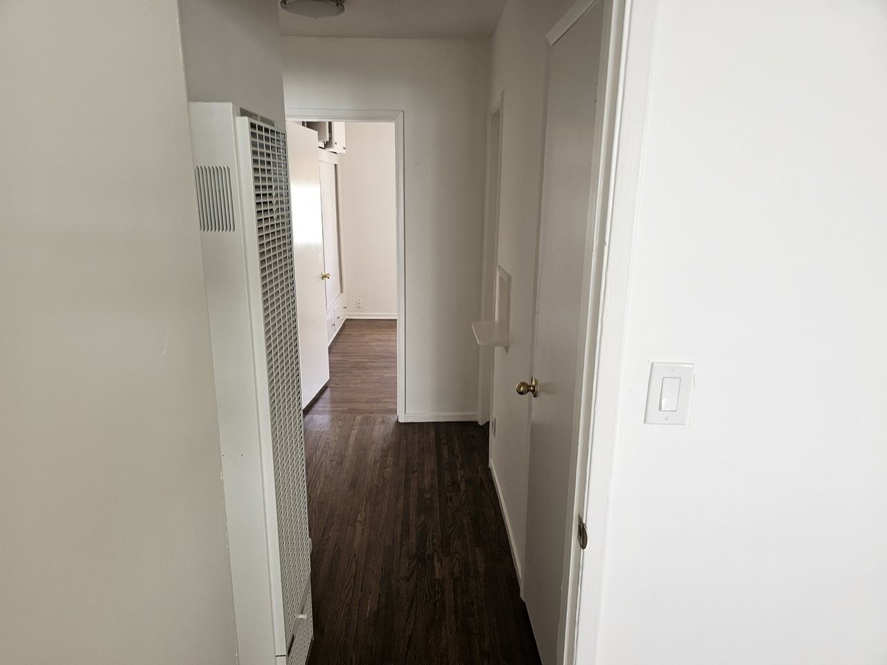 1536 South Orange Grove Avenue #3 - Photo 5 of 9