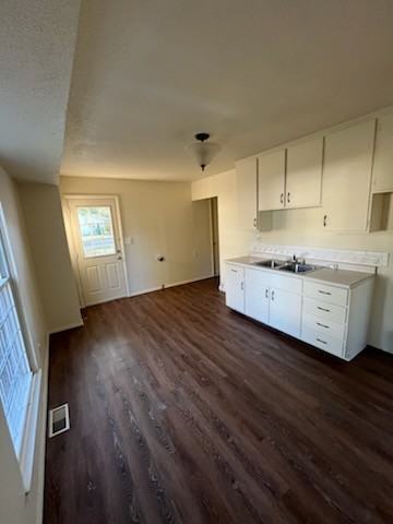 648 E Mccracken Ave #NA - Photo 3 of 9