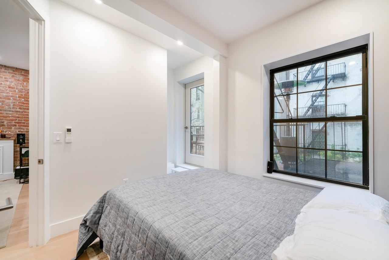 43 West 8th Street #3B - Photo 4 of 28