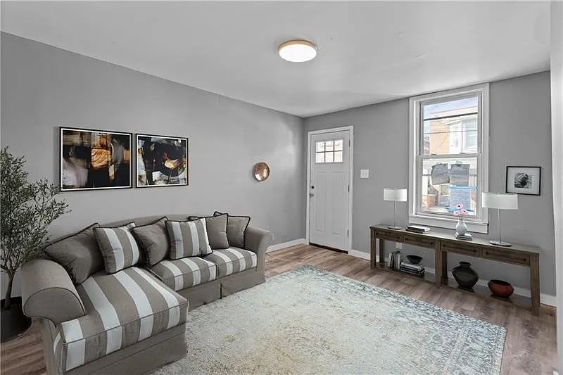 363 44th St #NA - Photo 3 of 15