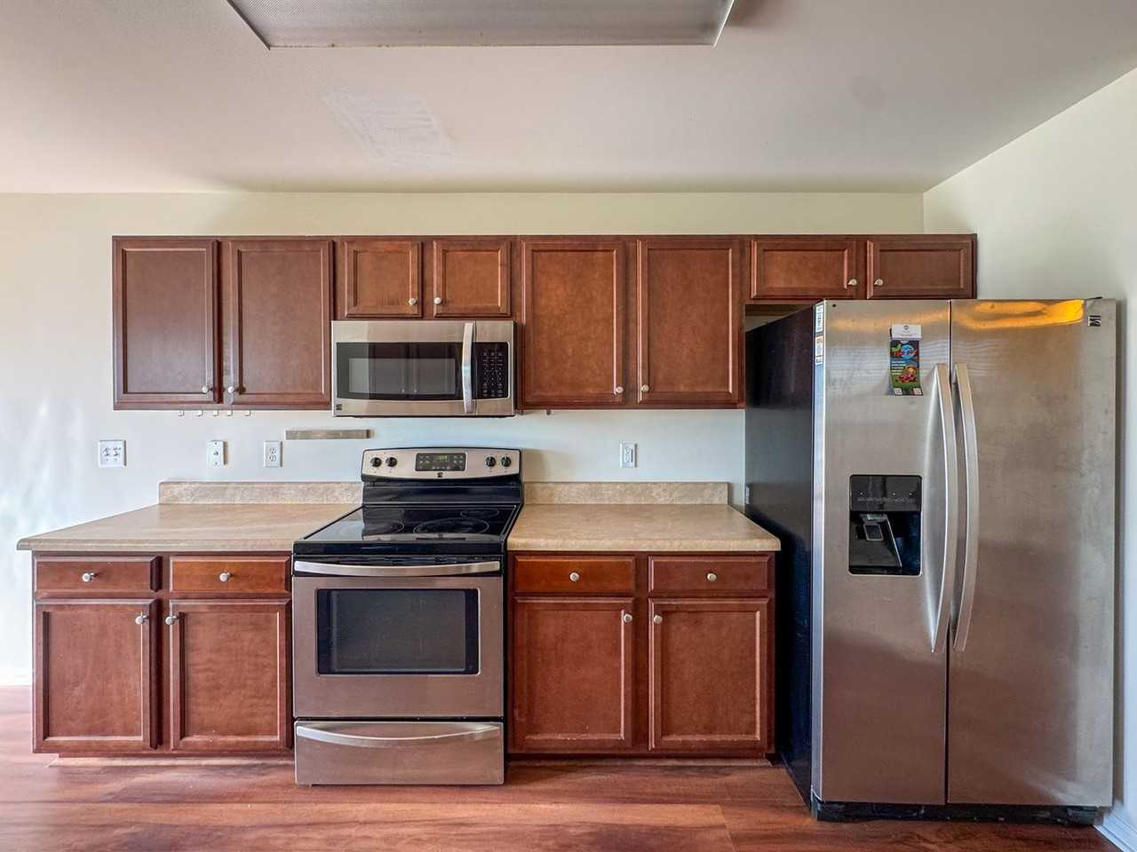 737 Botanical Ct - Photo 7 of 28