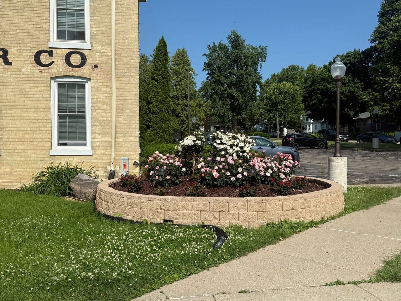 Riverfront Apartments - Photo 5 of 6