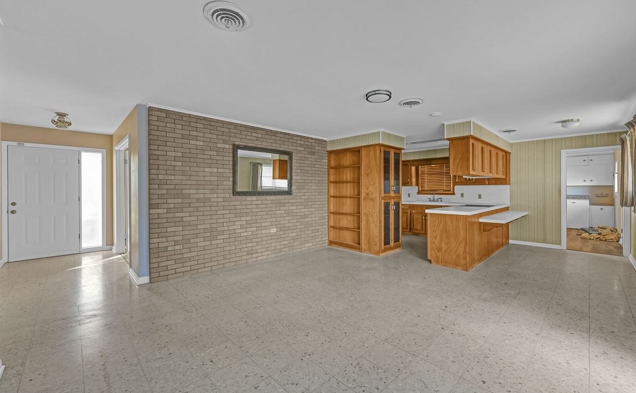1110 Walnut Ave - Photo 3 of 20