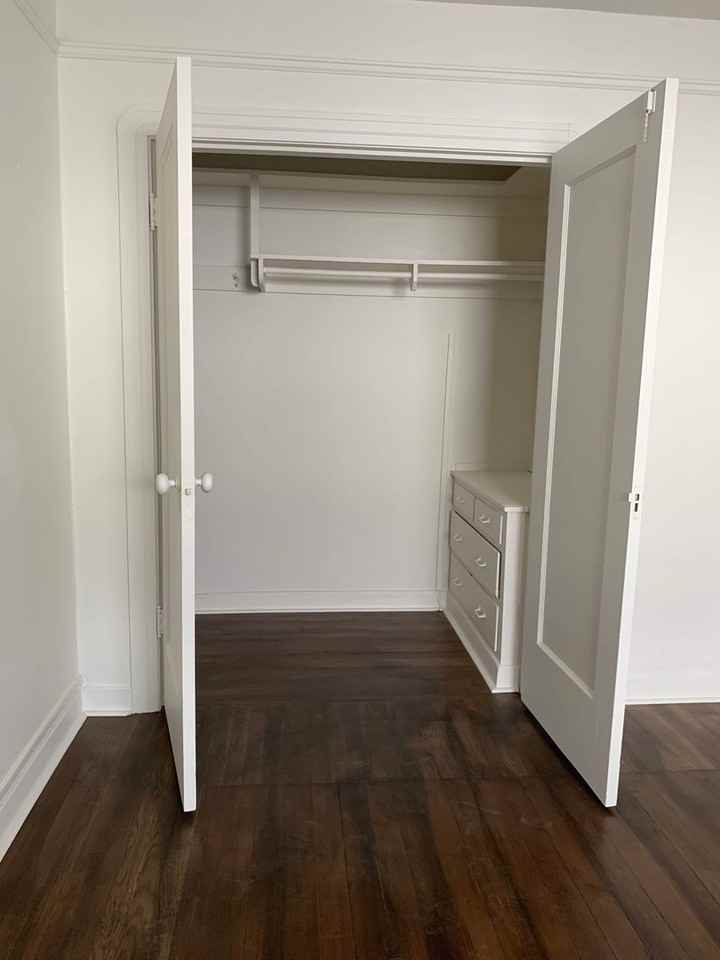 1120 Pine St ##202 - Photo 3 of 3