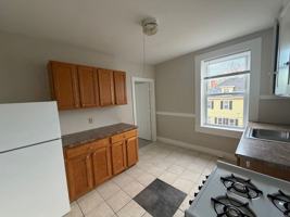 featured image of 40 Reed St ## 48