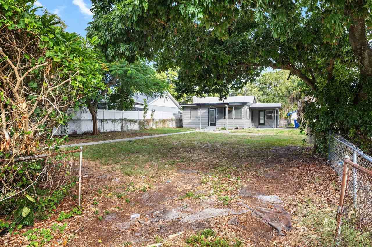 2435 13th Ave N - Photo 3 of 28