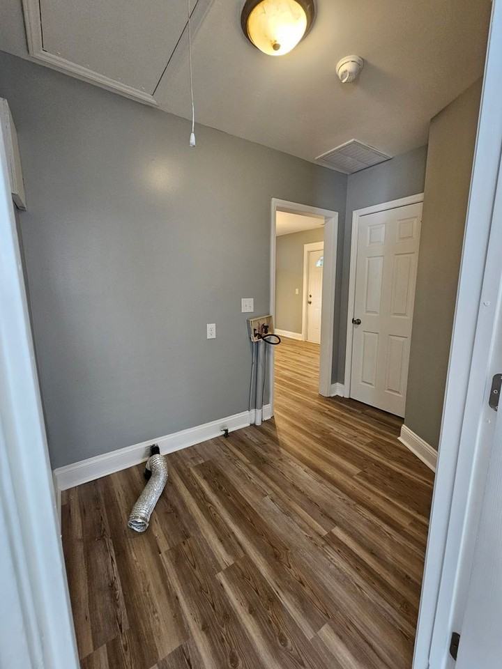 1301 Ray Ave - Photo 6 of 11