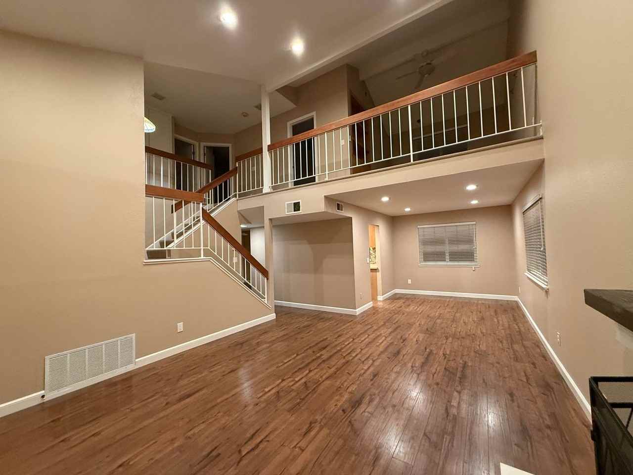 290 Riverwood Circle - Photo 2 of 25