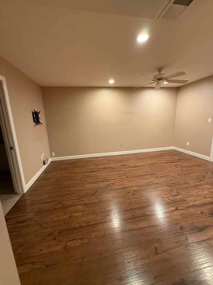 290 Riverwood Circle - Photo 4 of 25