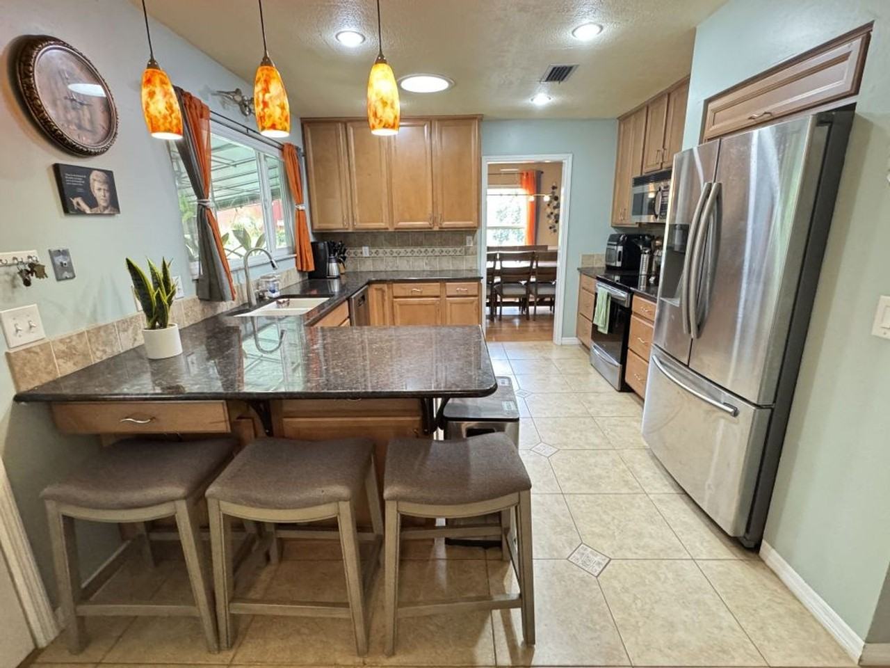 8435 Nw 6th Ave - Photo 3 of 31