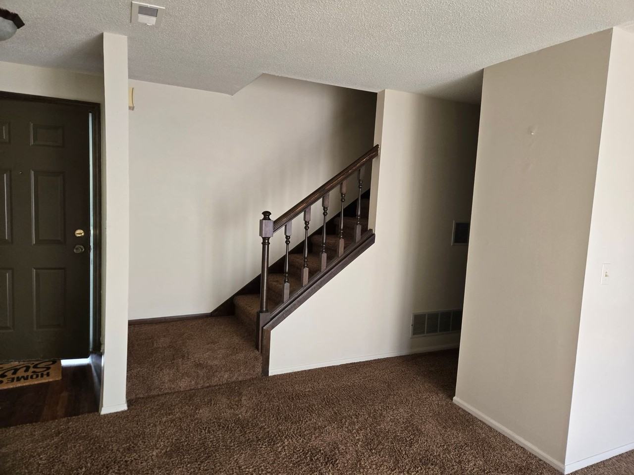 7318 Wrangler Trl - Photo 3 of 10