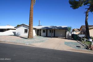 featured image of 443 N Sycamore