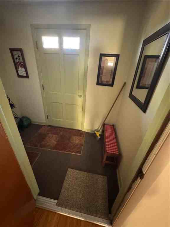 16 Summit St - Photo 7 of 49