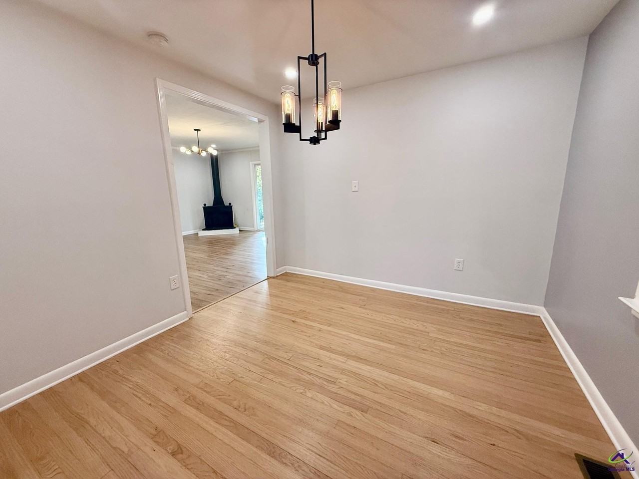 519 Arrowhead Trl - Photo 5 of 19