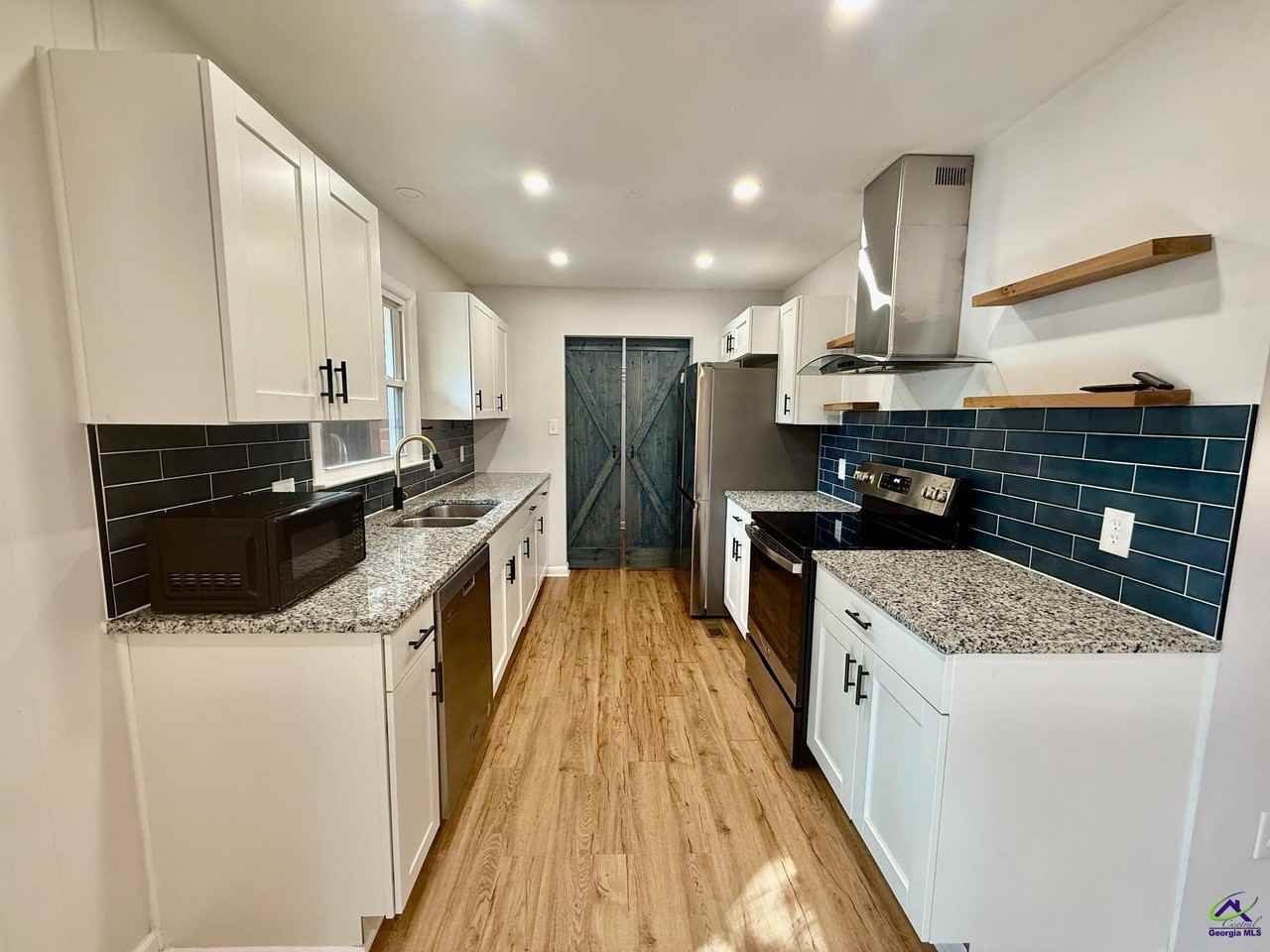 519 Arrowhead Trl - Photo 7 of 19