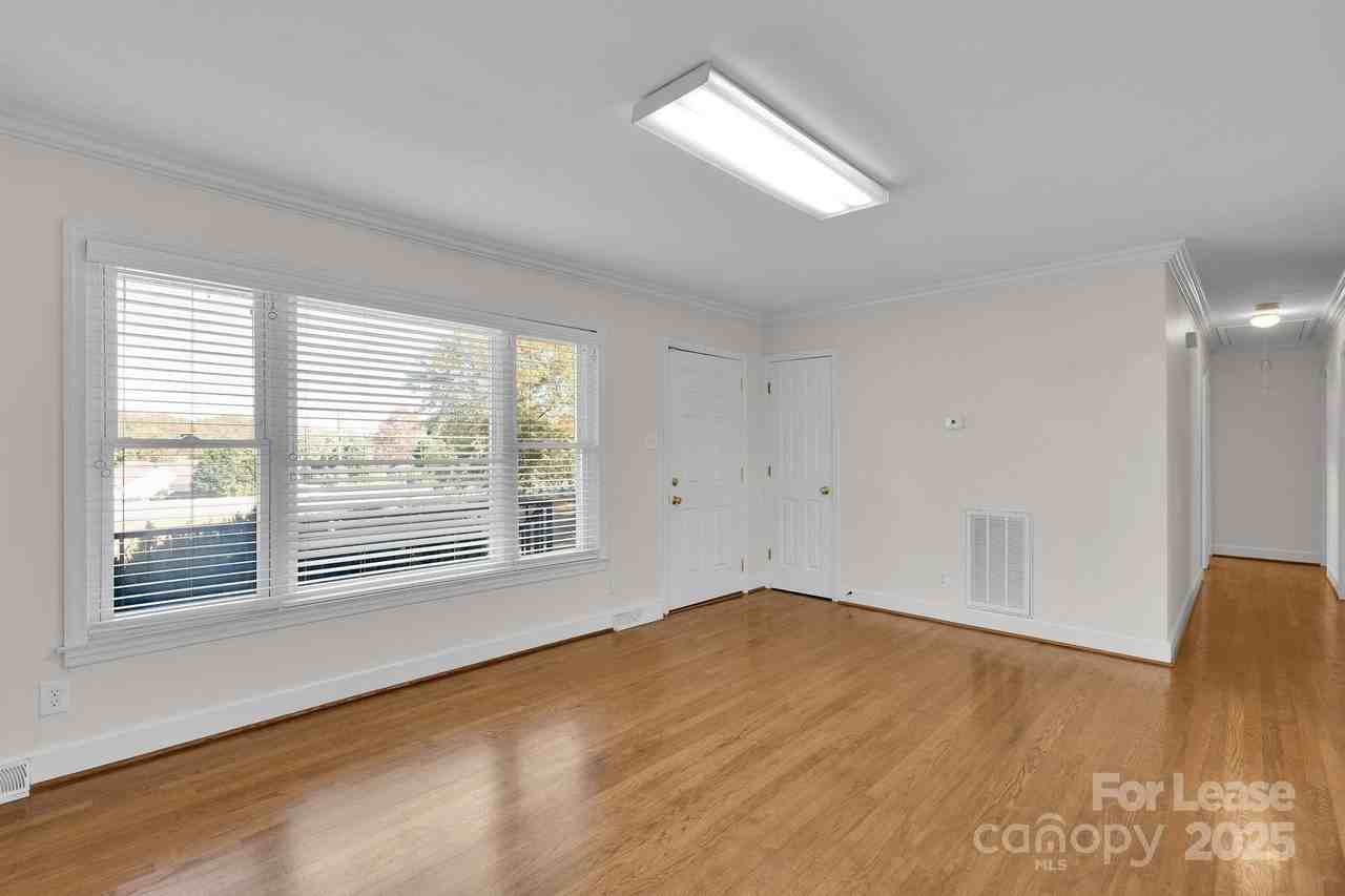 607 Fort Mill Hwy - Photo 3 of 22