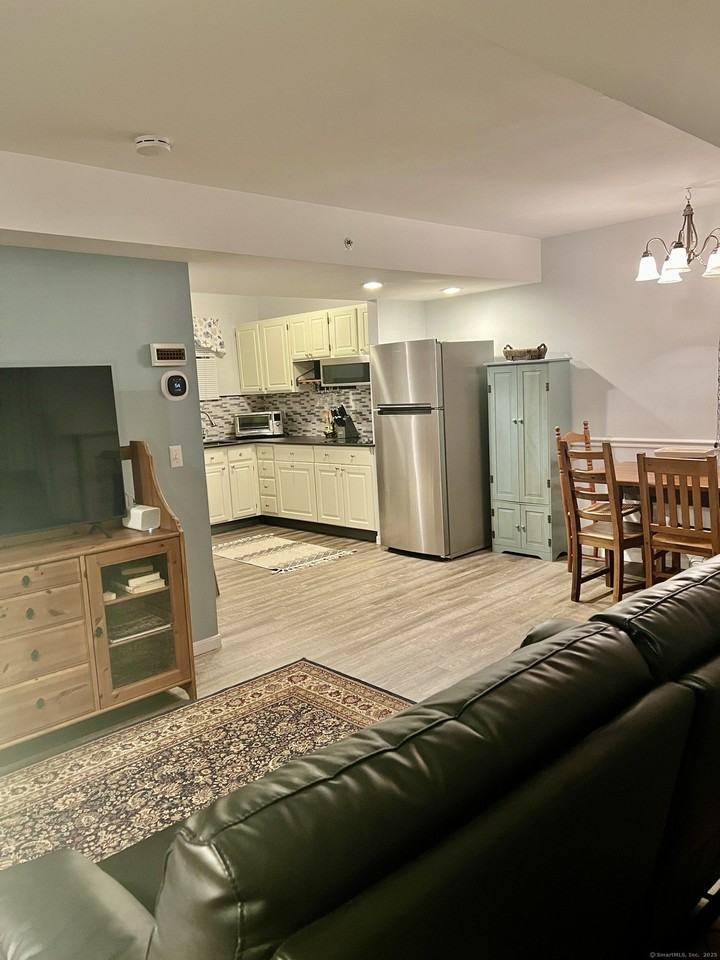 1623 Old Pond Lane #1623 - Photo 7 of 40