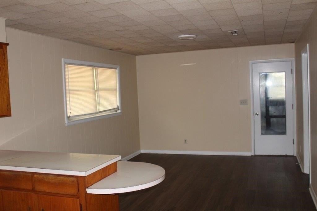 908 Glenwood St - Photo 5 of 11