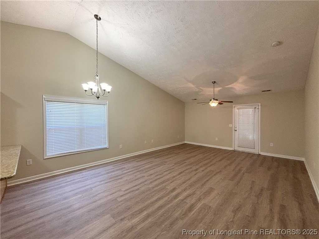 5334 Holland Park Ave - Photo 4 of 23