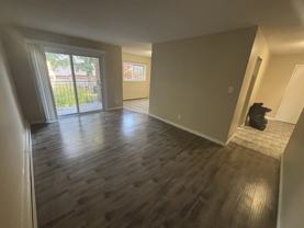 30 16-30 Westmount Road West #16 - Photo 1 of 1