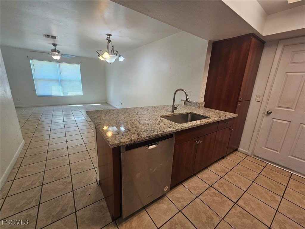 3721 Skyline Blvd - Photo 4 of 16