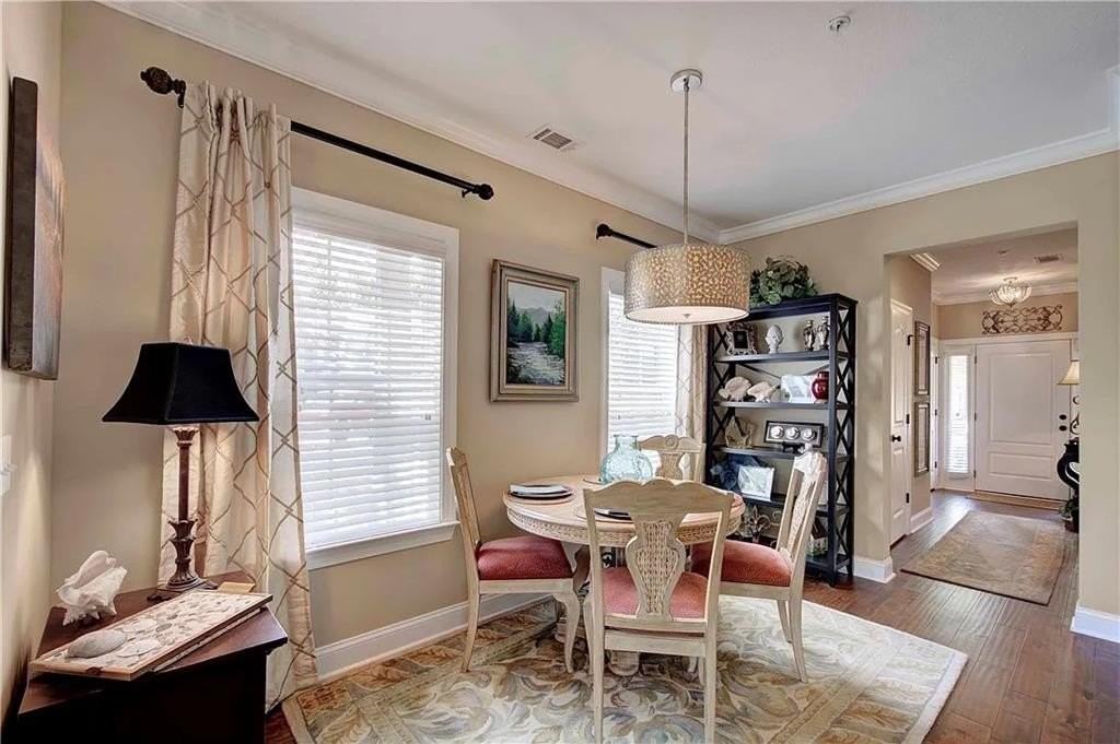 404 Reserve Ln - Photo 4 of 24