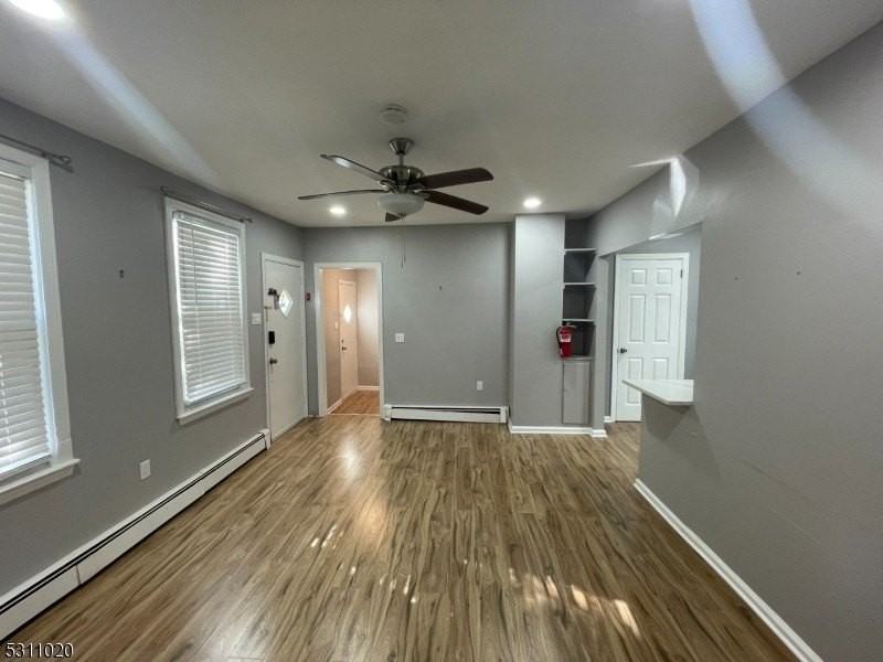 31 Union St - Photo 3 of 15