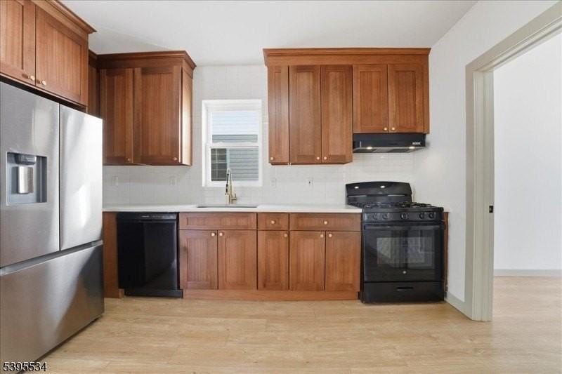 260 S 10th St #2 - Photo 4 of 26