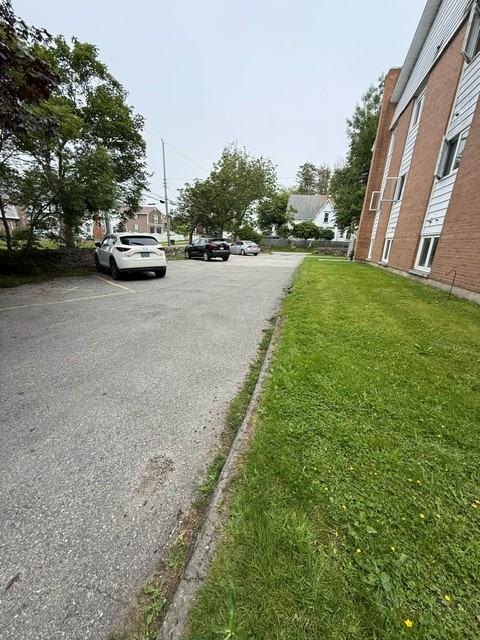 47 Forest St #4 - Photo 4 of 4