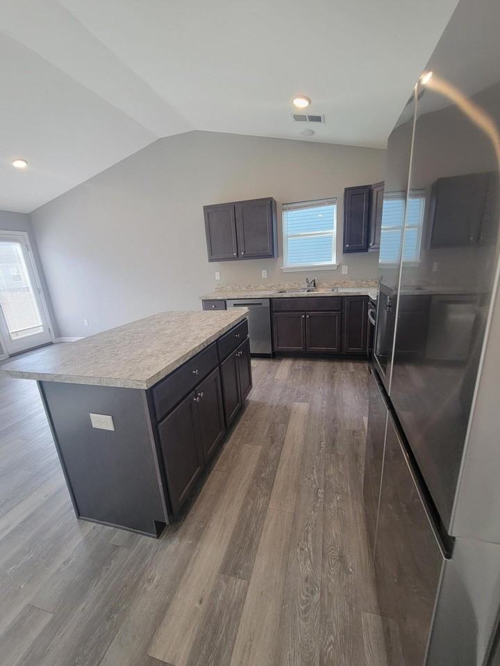 132 Landry Ln - Photo 5 of 15