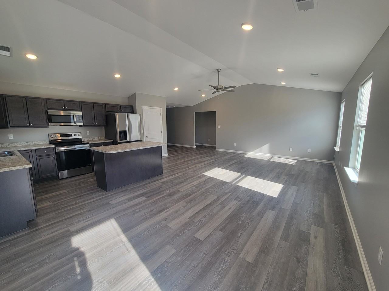 132 Landry Ln - Photo 6 of 15