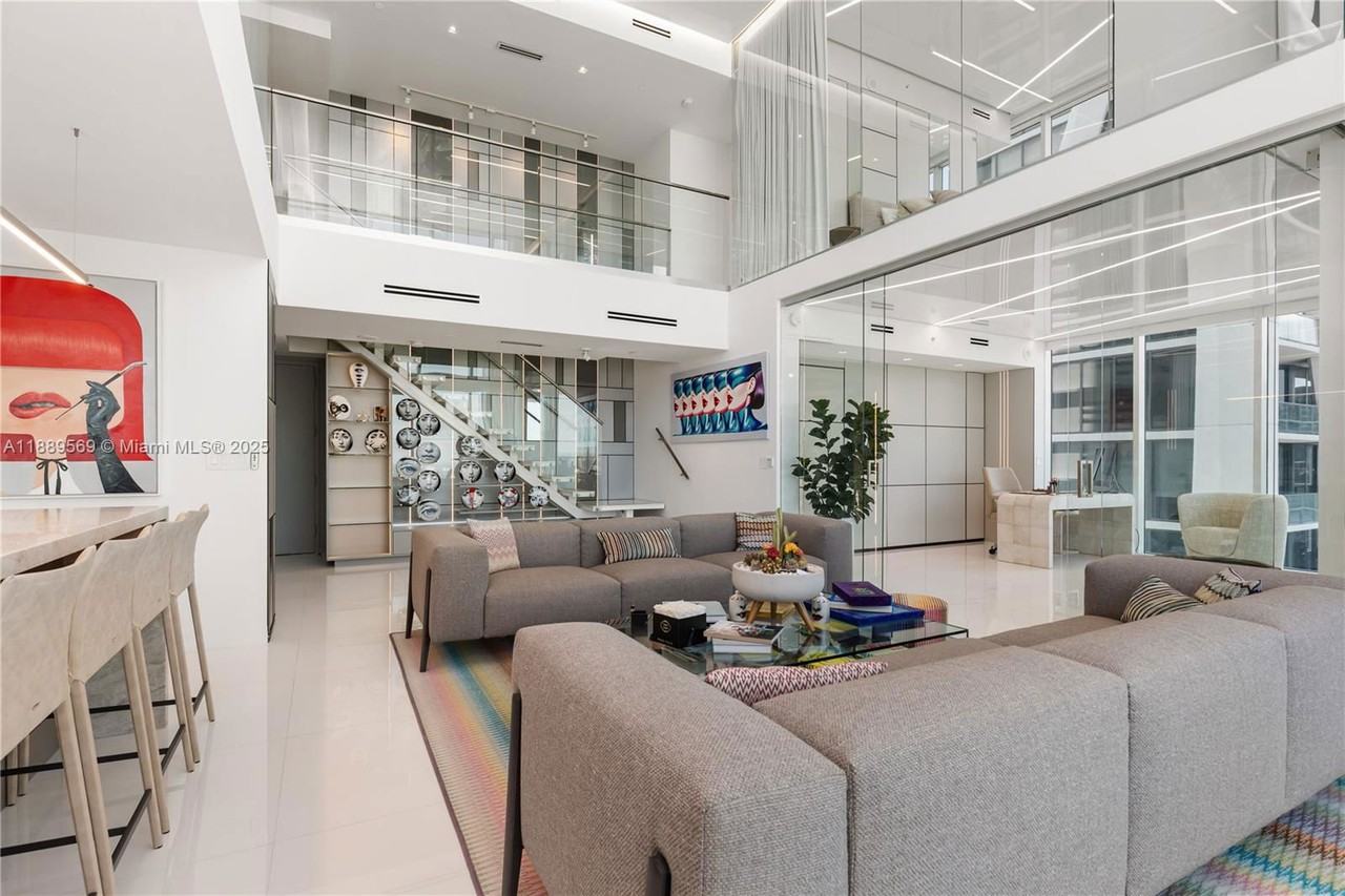 1040 Biscayne Blvd - Photo 6 of 8