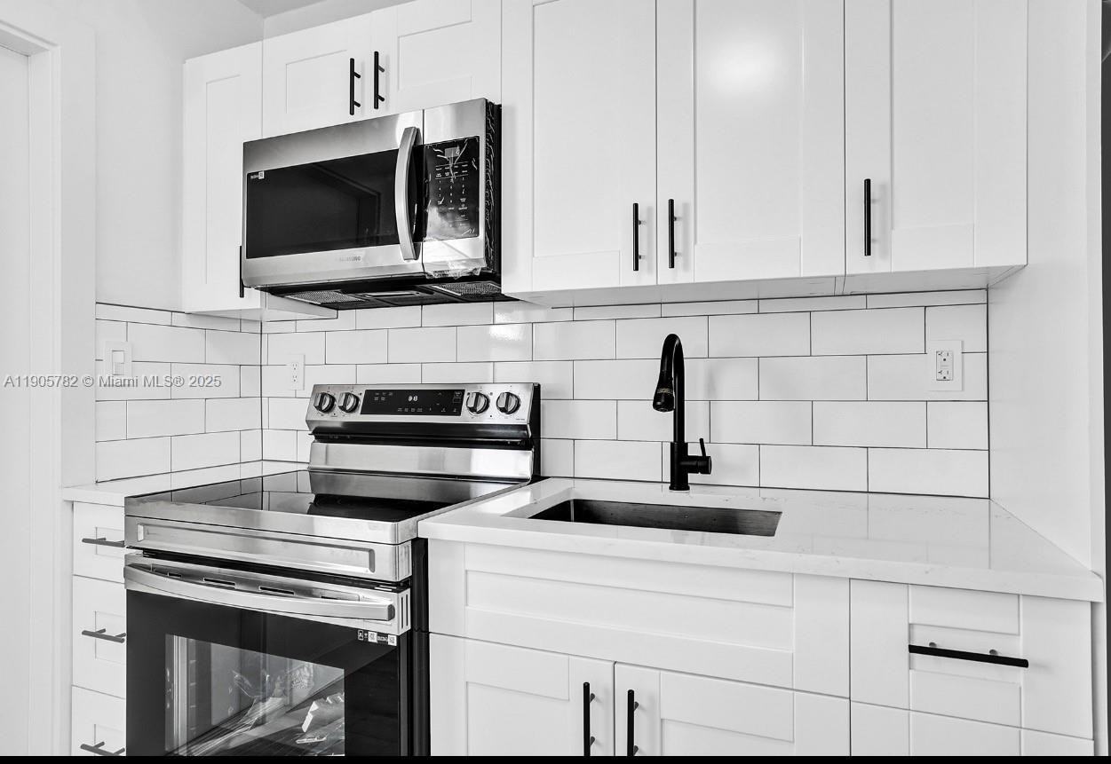 1300 Ne 2nd Ave - Photo 7 of 8