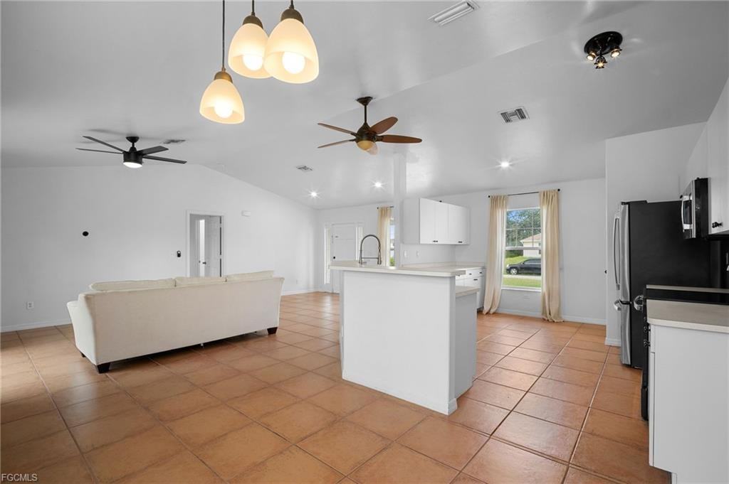 3011 50th St Sw - Photo 6 of 8