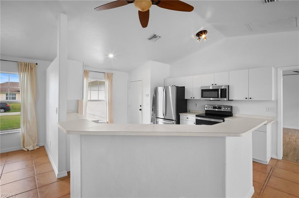 3011 50th St Sw - Photo 7 of 8