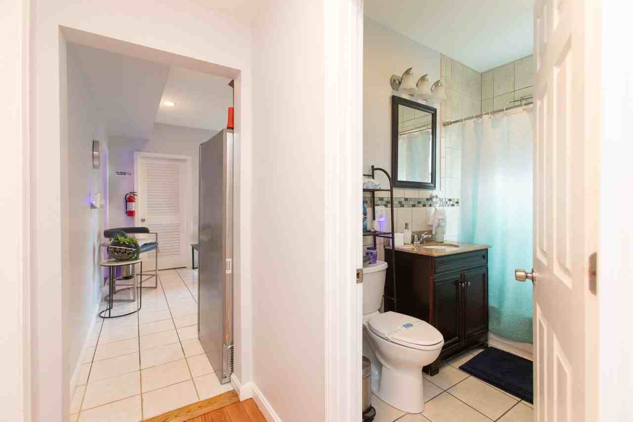 Dakota St - Photo 7 of 10