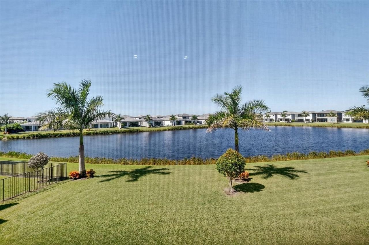 8215 Crystal Downs Ave #8215 - Photo 3 of 50