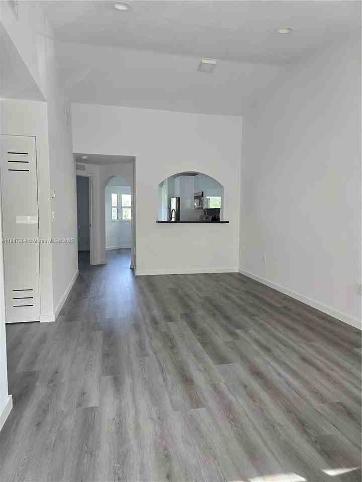 1251 Se 31st Ct #204-54 - Photo 7 of 22