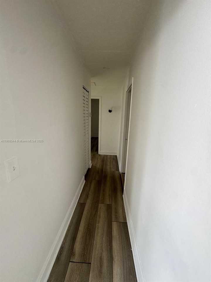 3001 Nw 25th St #3001 - Photo 6 of 14