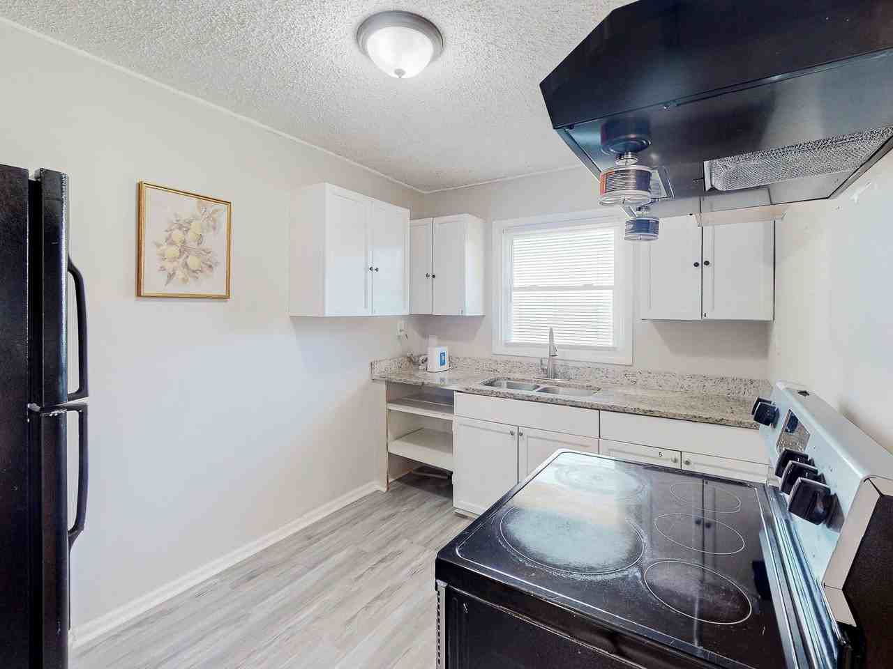 Meadow Dr - Photo 3 of 11